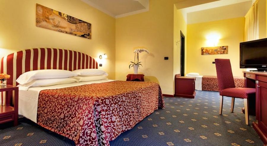 Da Vinci Hotel 4*